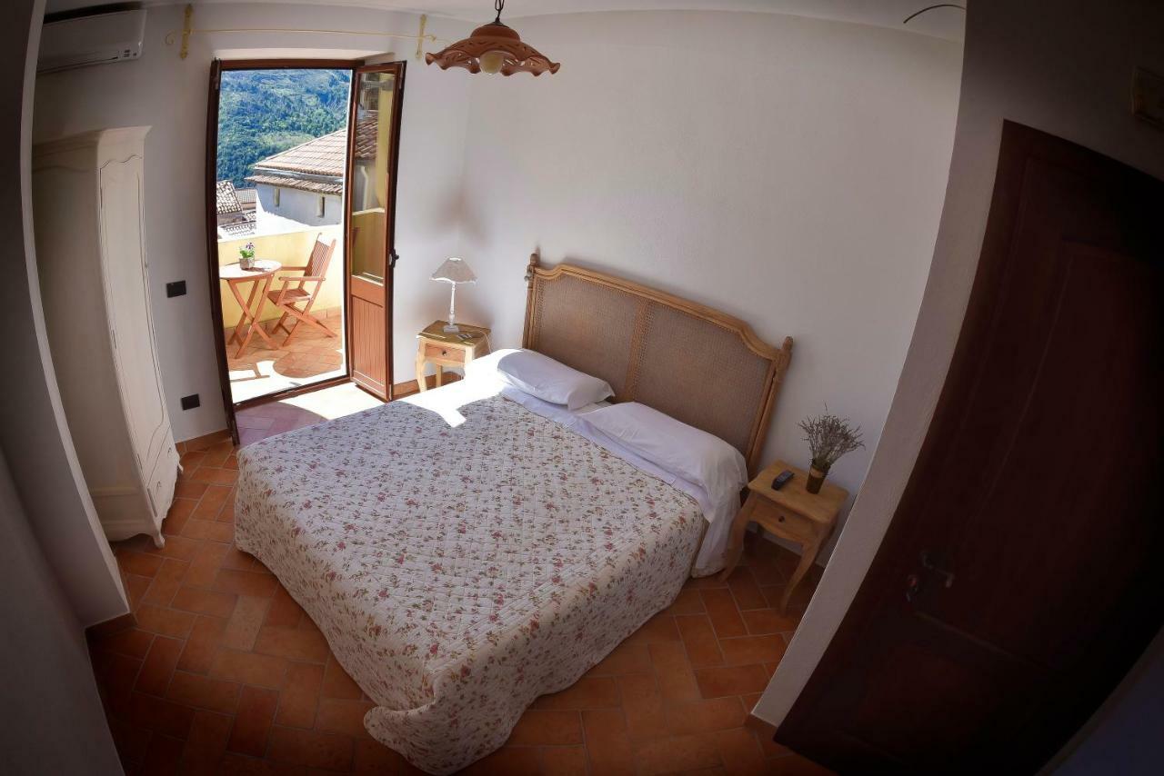 Il Giardino Di Julia B&B 托尔托拉 外观 照片